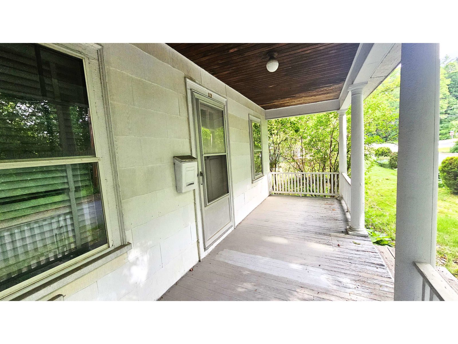 17 Clement Road
