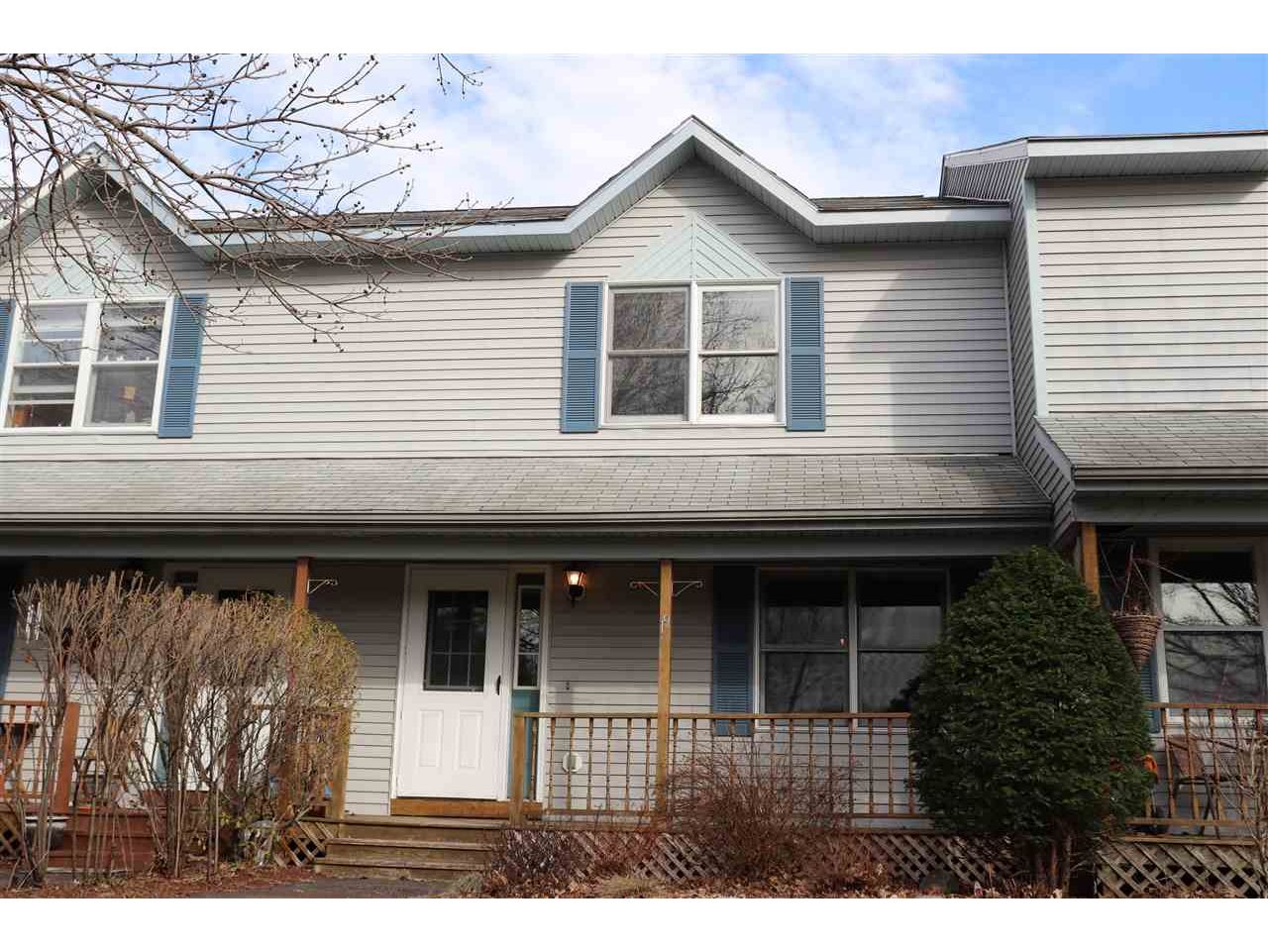 17 Craftsbury Court, Unit 19