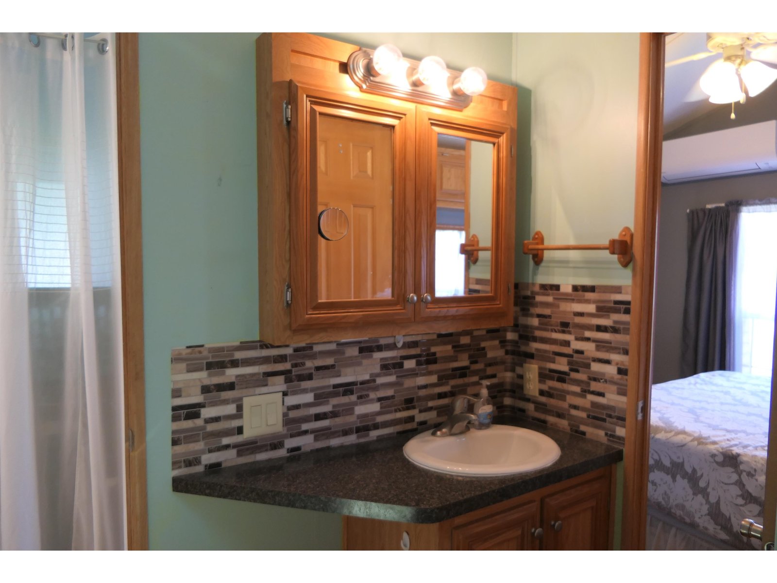 17 Eagle Lane, Unit 17