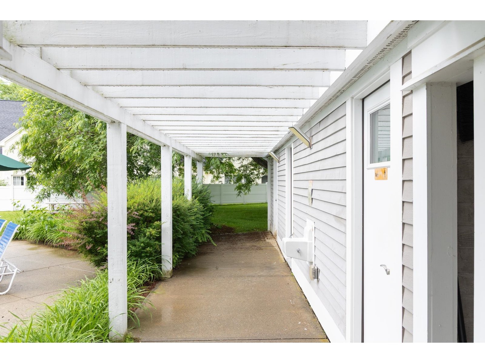 17 Eastman Farm Road