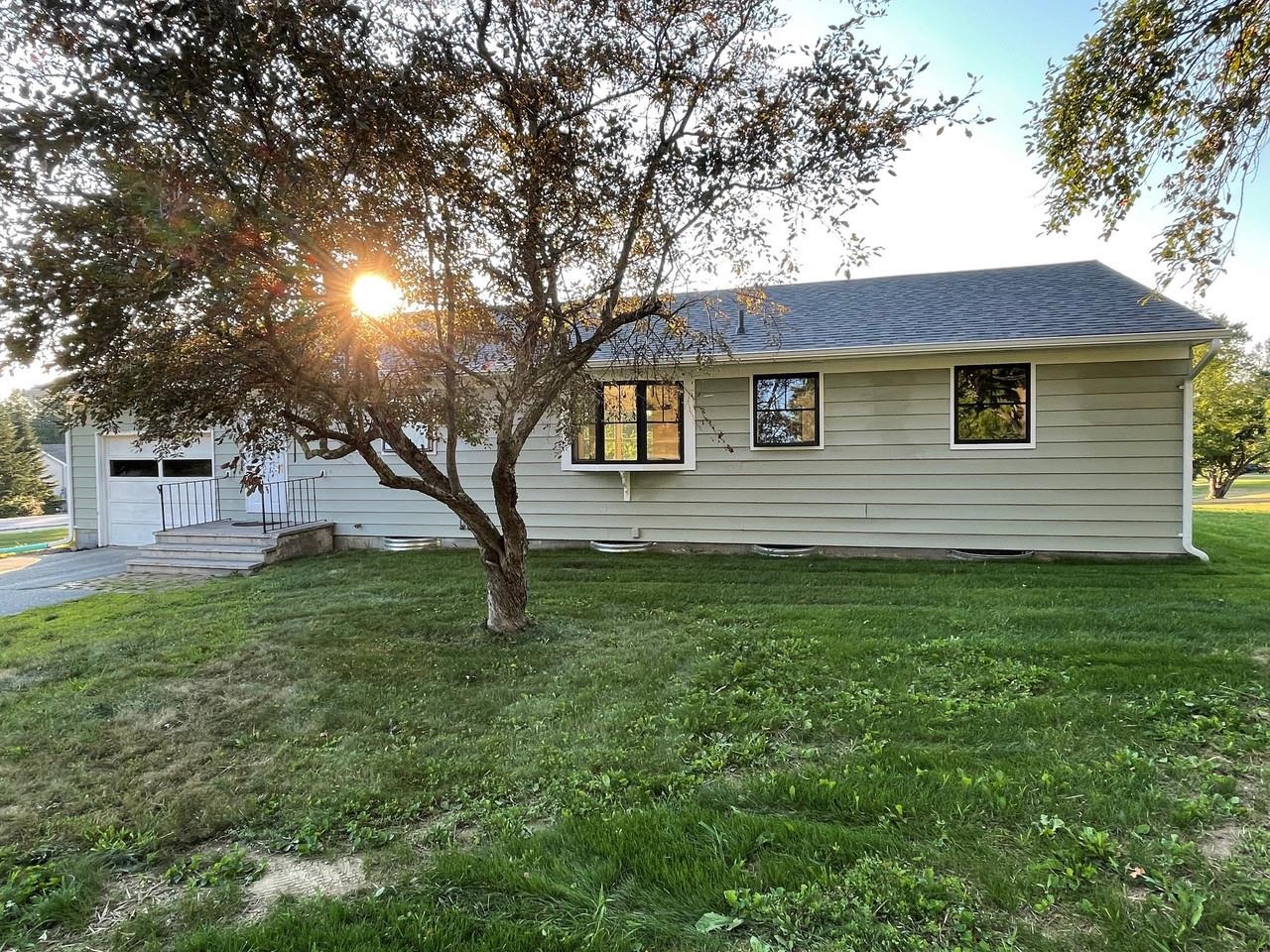 17 Fairwood Heights
