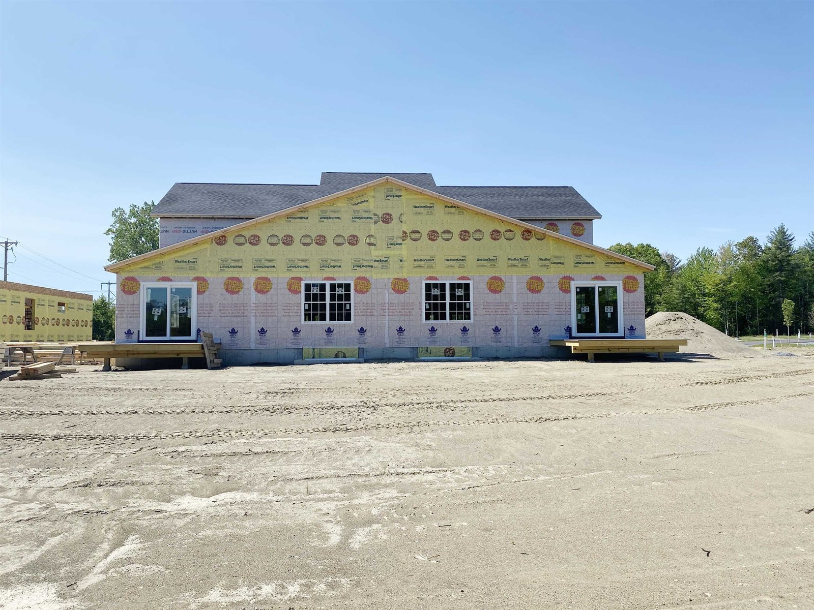 17 Greenbrook Circle, Milton