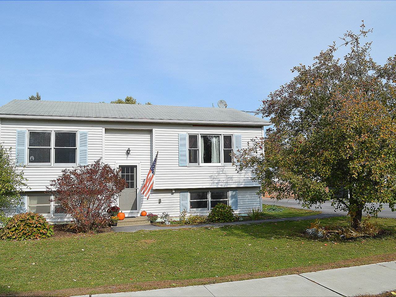17 Guyette Circle