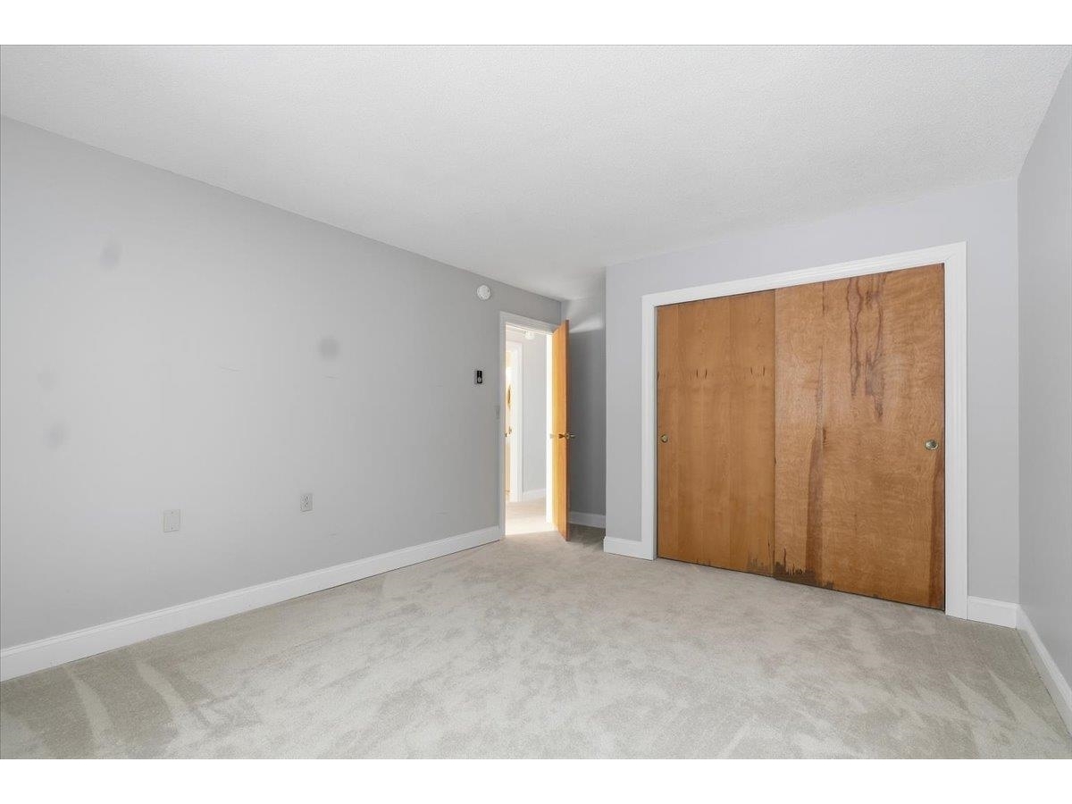 17 Hawthorne Circle