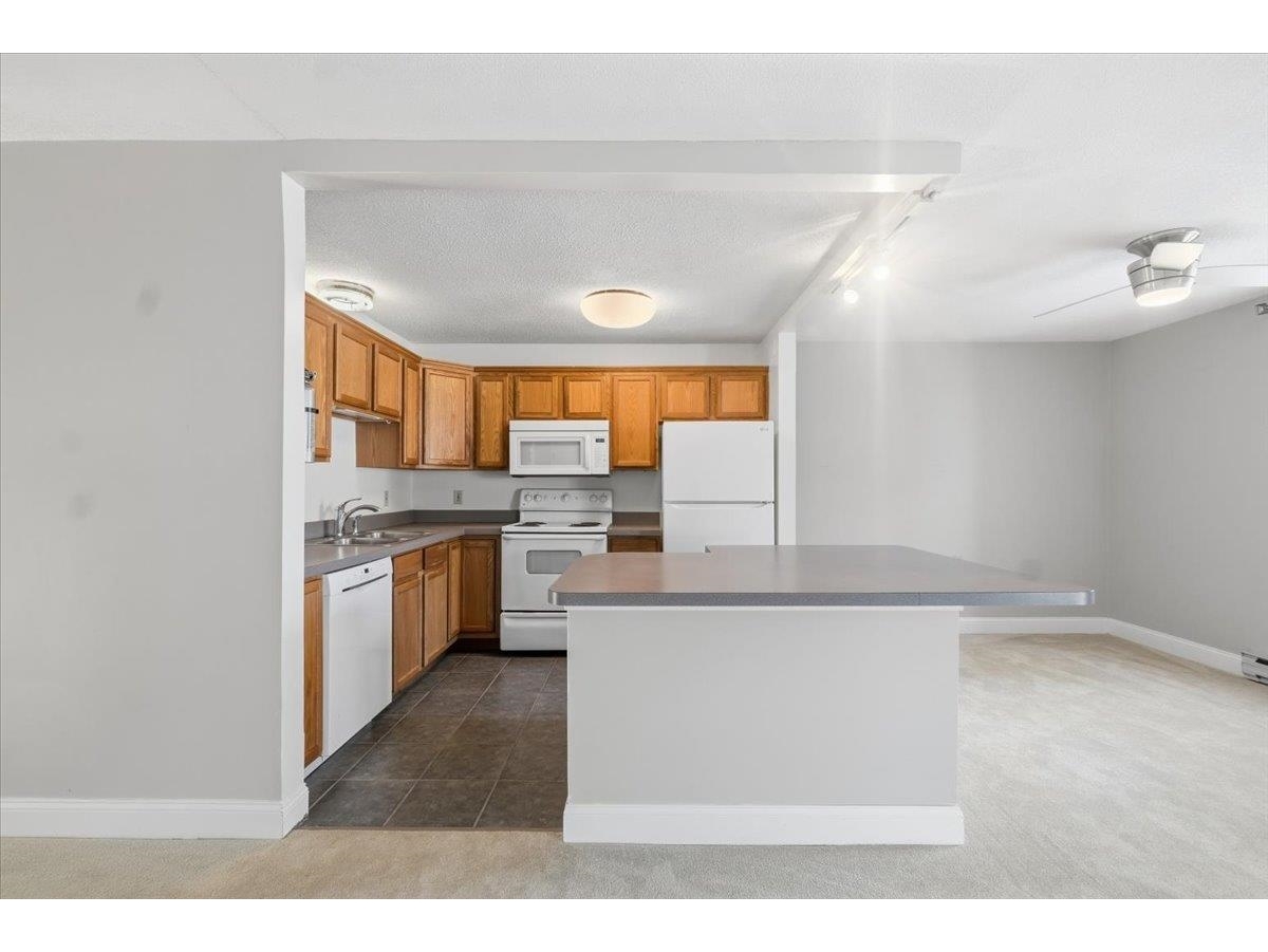 17 Hawthorne Circle