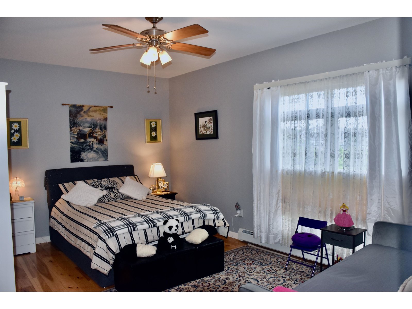 17 Madison Drive, Unit Unit 8 Triplex