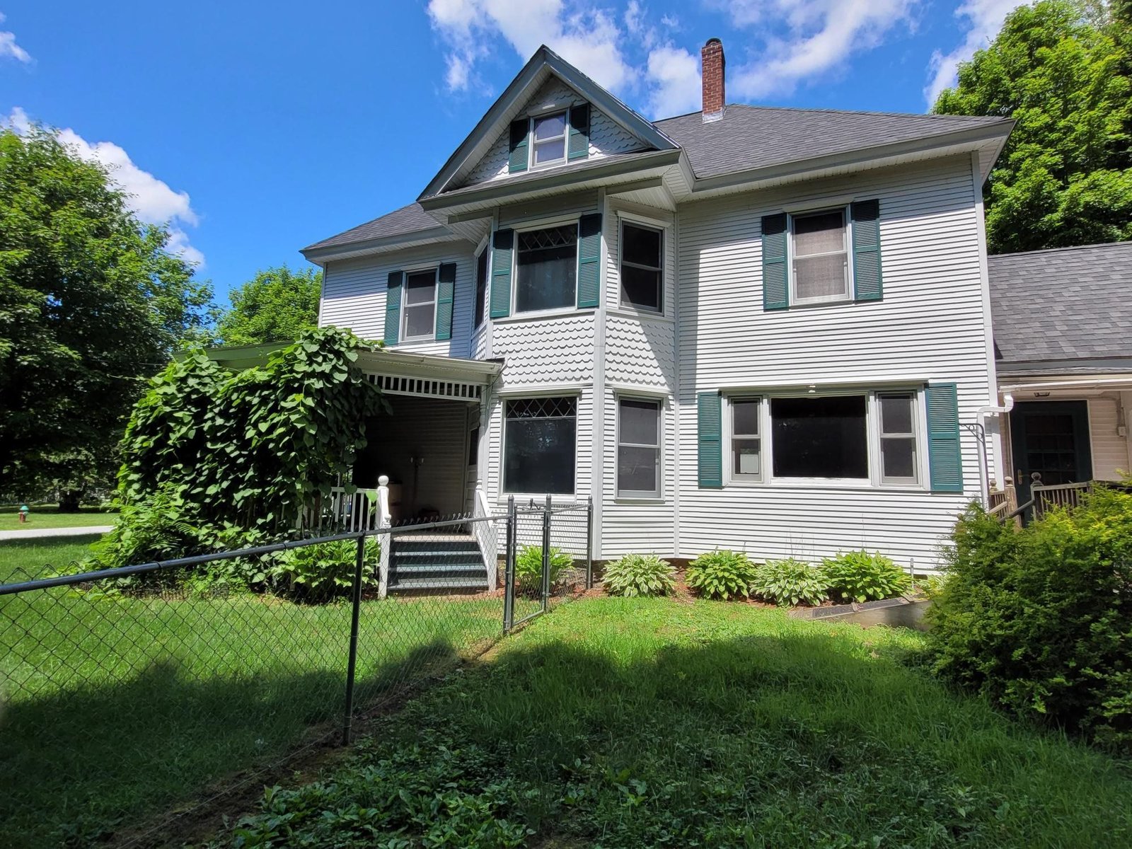 17 Maplewood Avenue