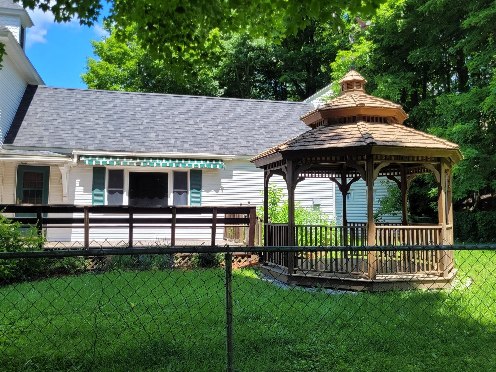 17 Maplewood Avenue
