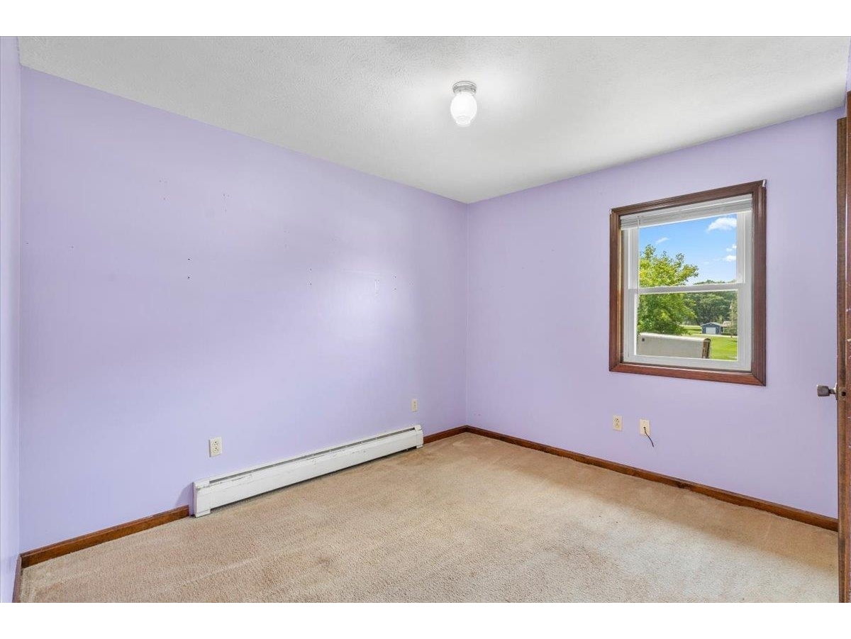 17 Meadowbrook Lane