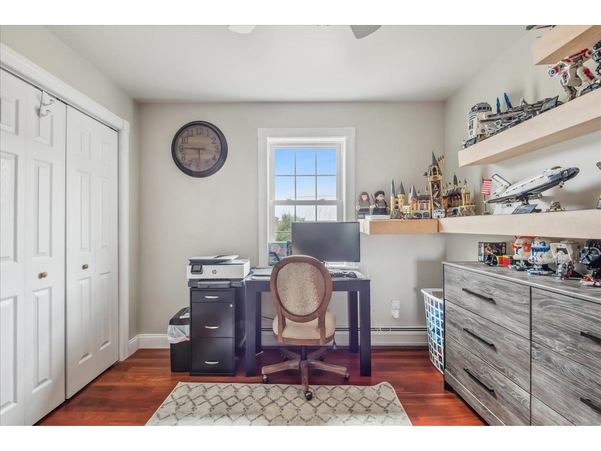 Bedroom 3 / Office