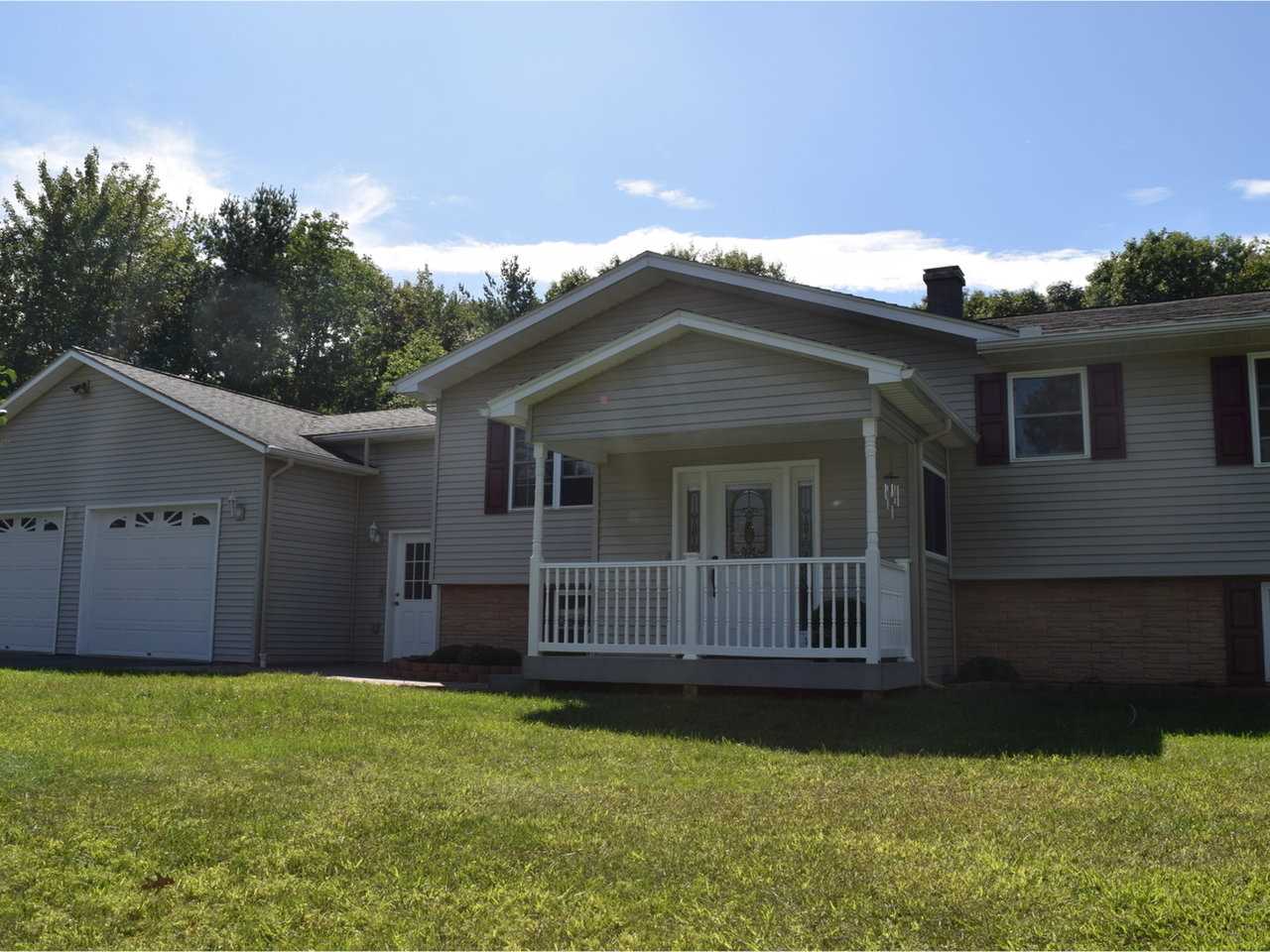 17 Slim Brown Road