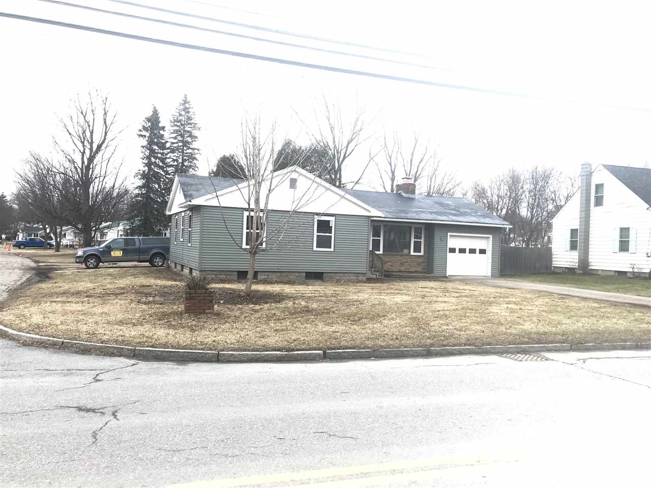 17 South Summit Street