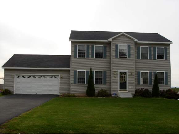 17 Steeplechase Ln