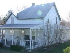 17 W Main ST