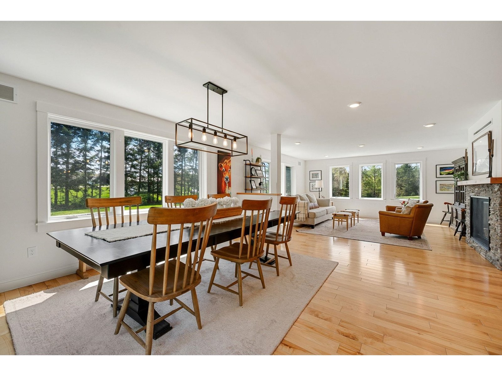17 Winding Brook Road