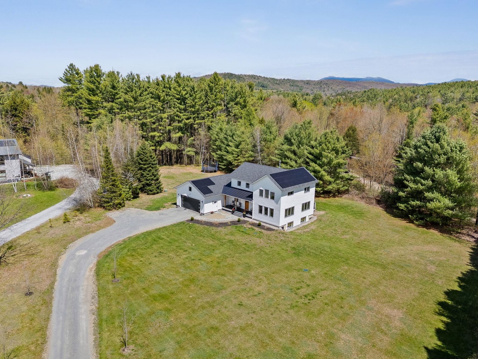 17 Winding Brook Road