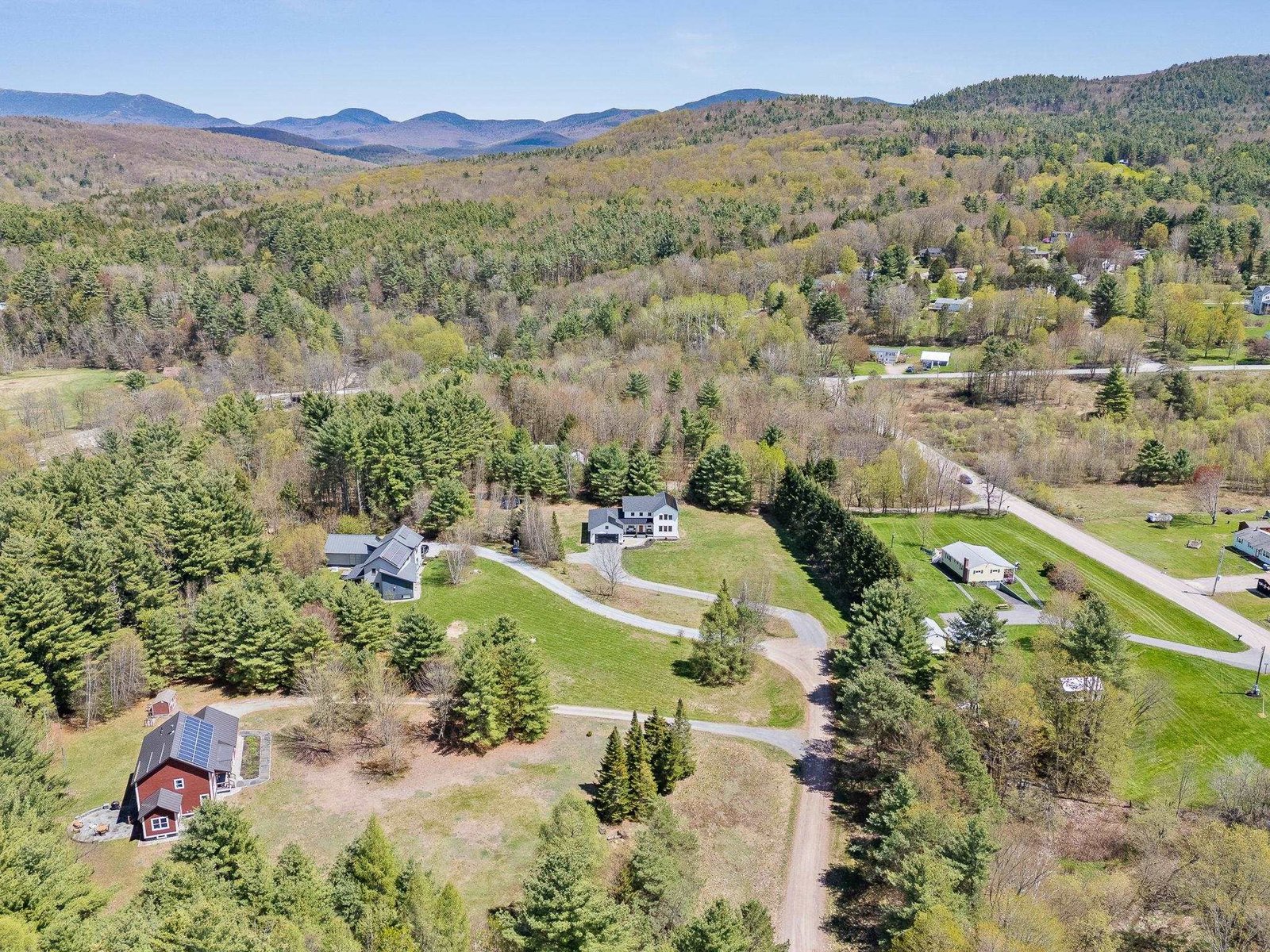 17 Winding Brook Road
