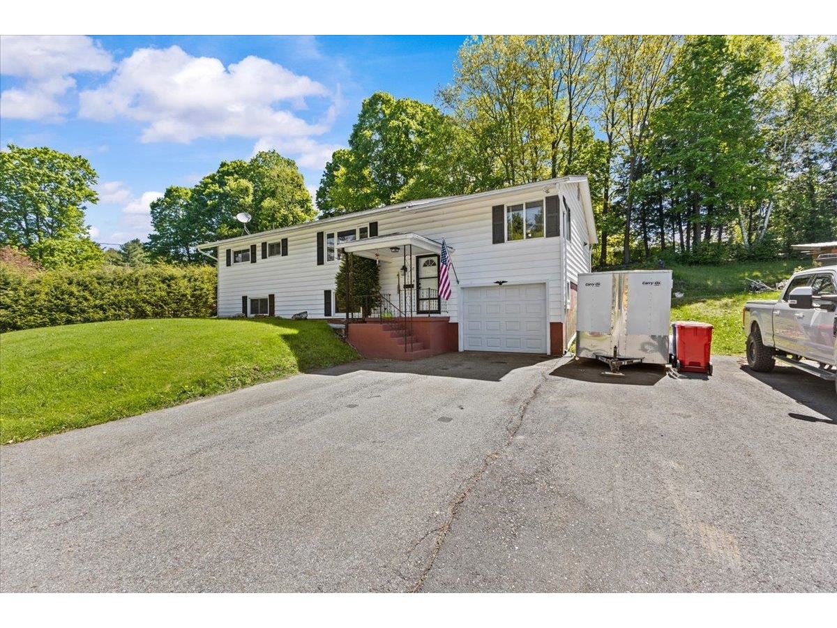 17 Woodland Drive