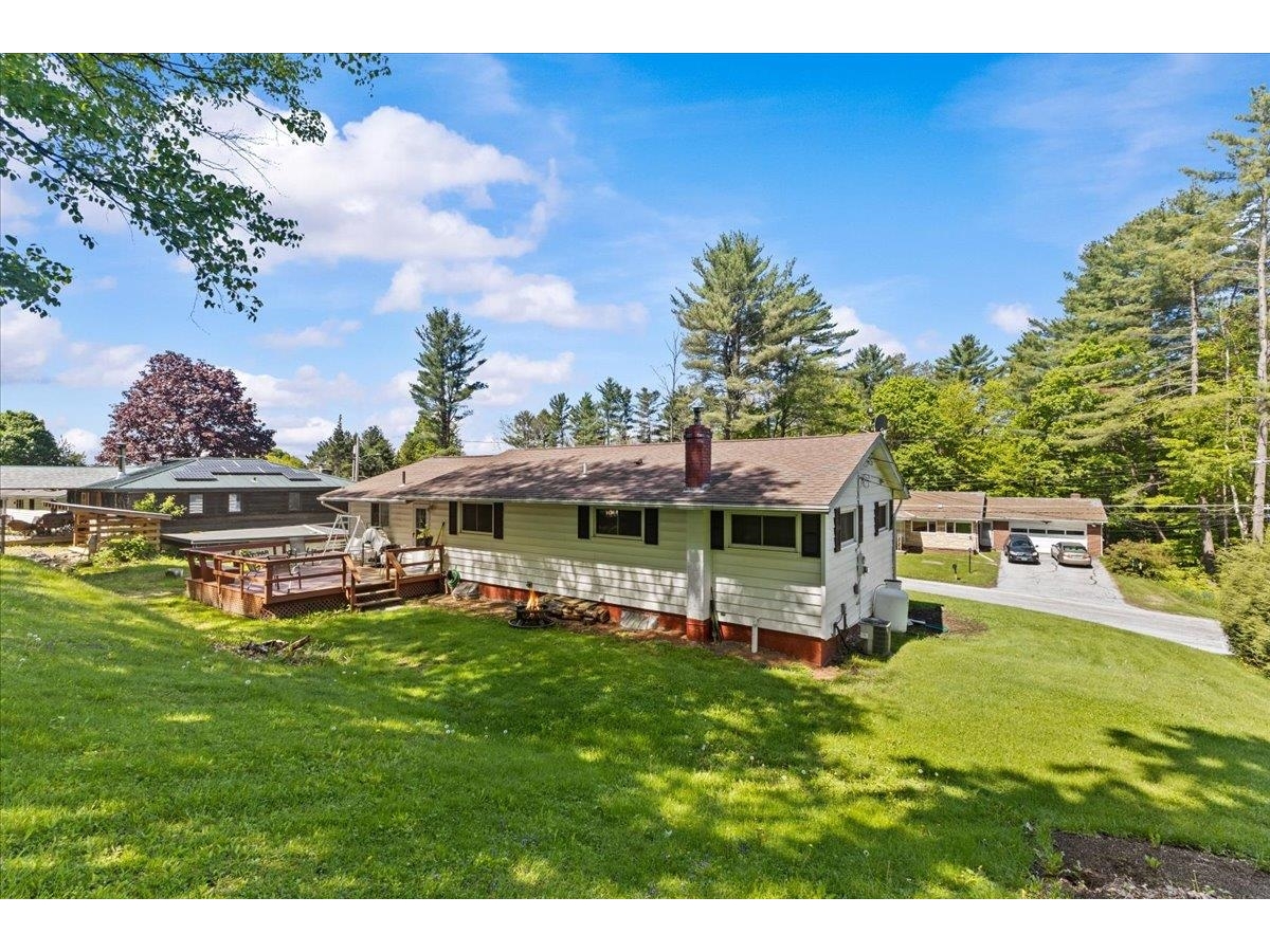 17 Woodland Drive