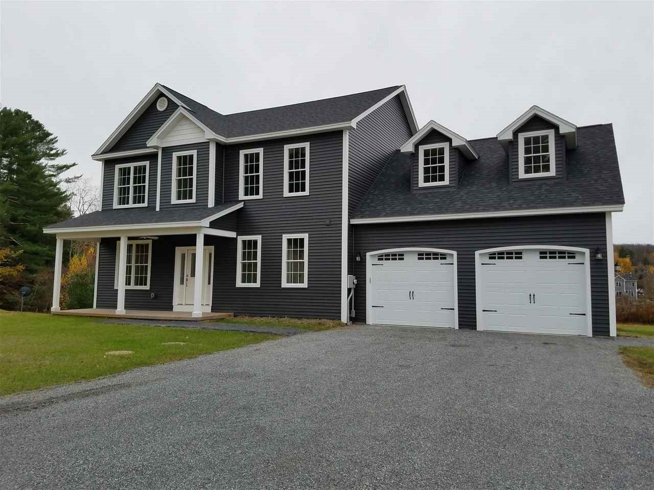 17 Woods Edge Road, Unit 17