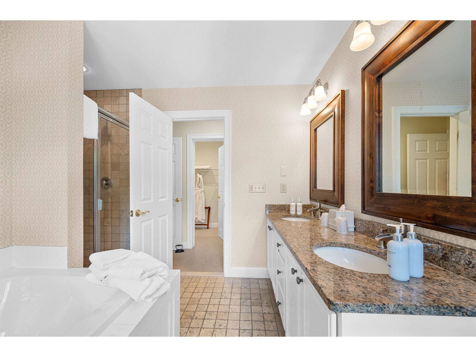 Double Vanity with Jacuzzi and Shower