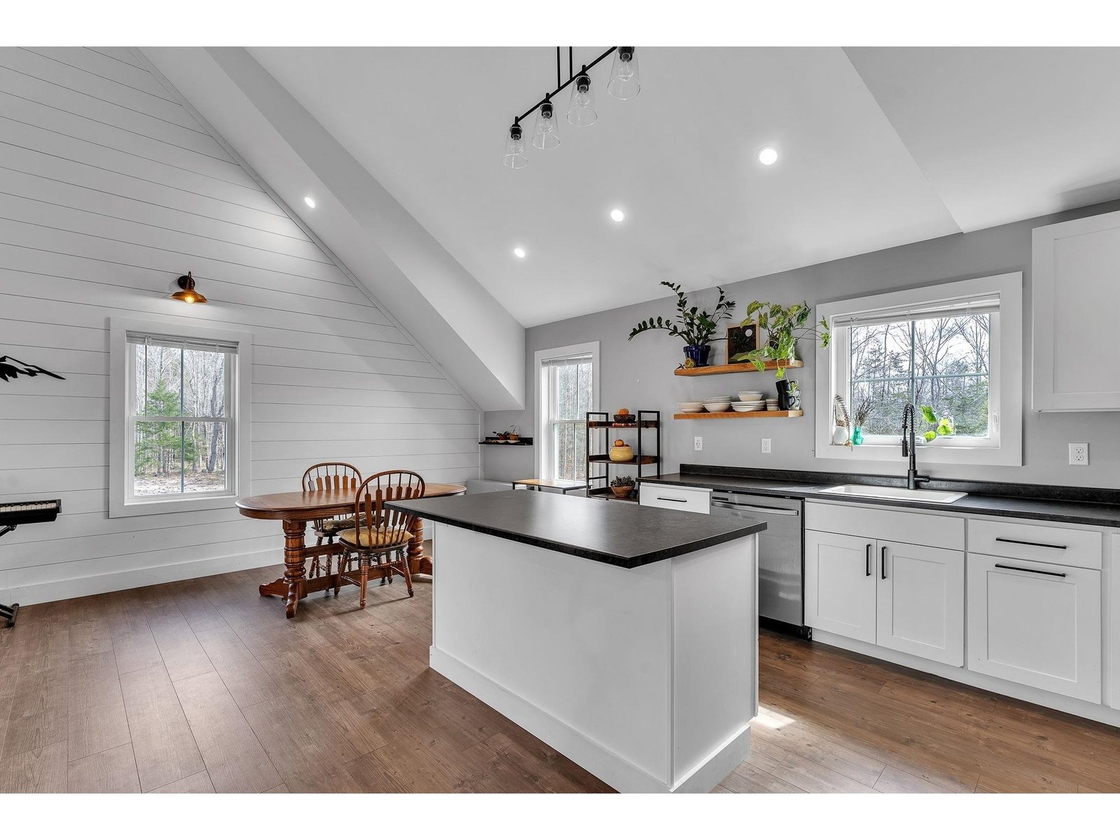 170 Pleasant Valley Road
