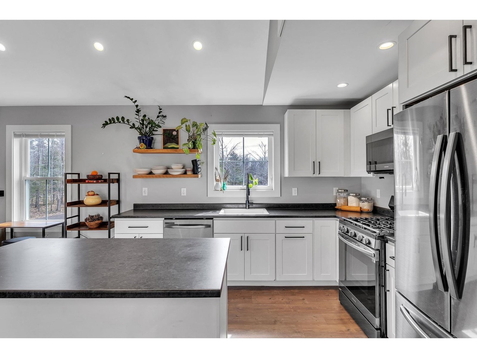 170 Pleasant Valley Road