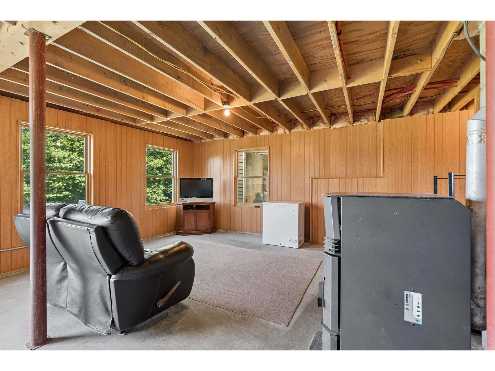 1702 Sanders Road