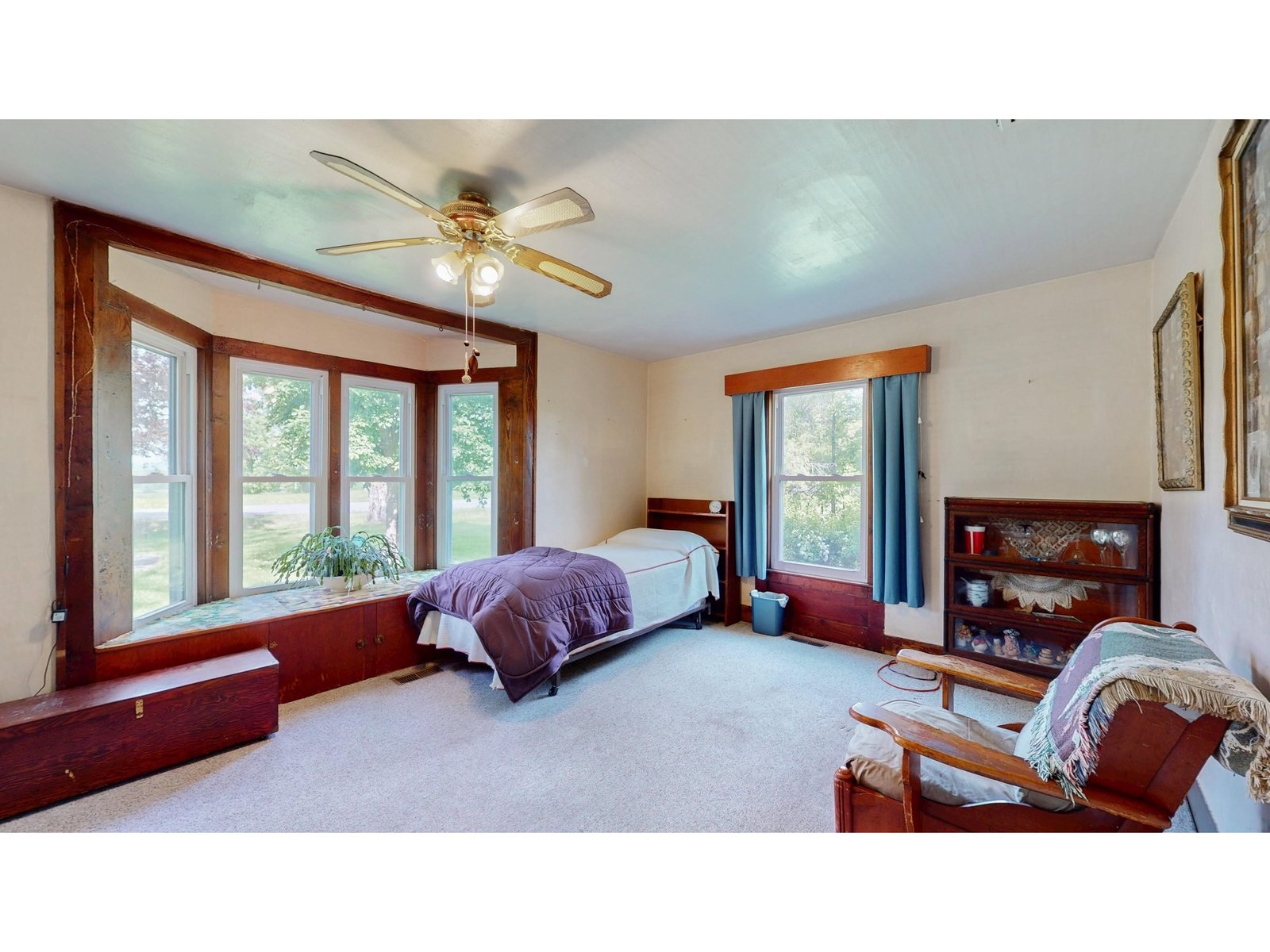 1703 Crown Point Road