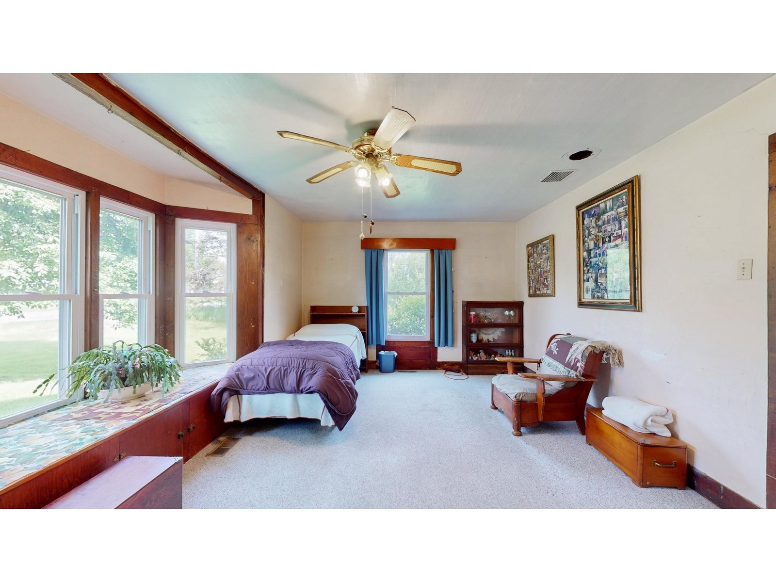 1703 Crown Point Road