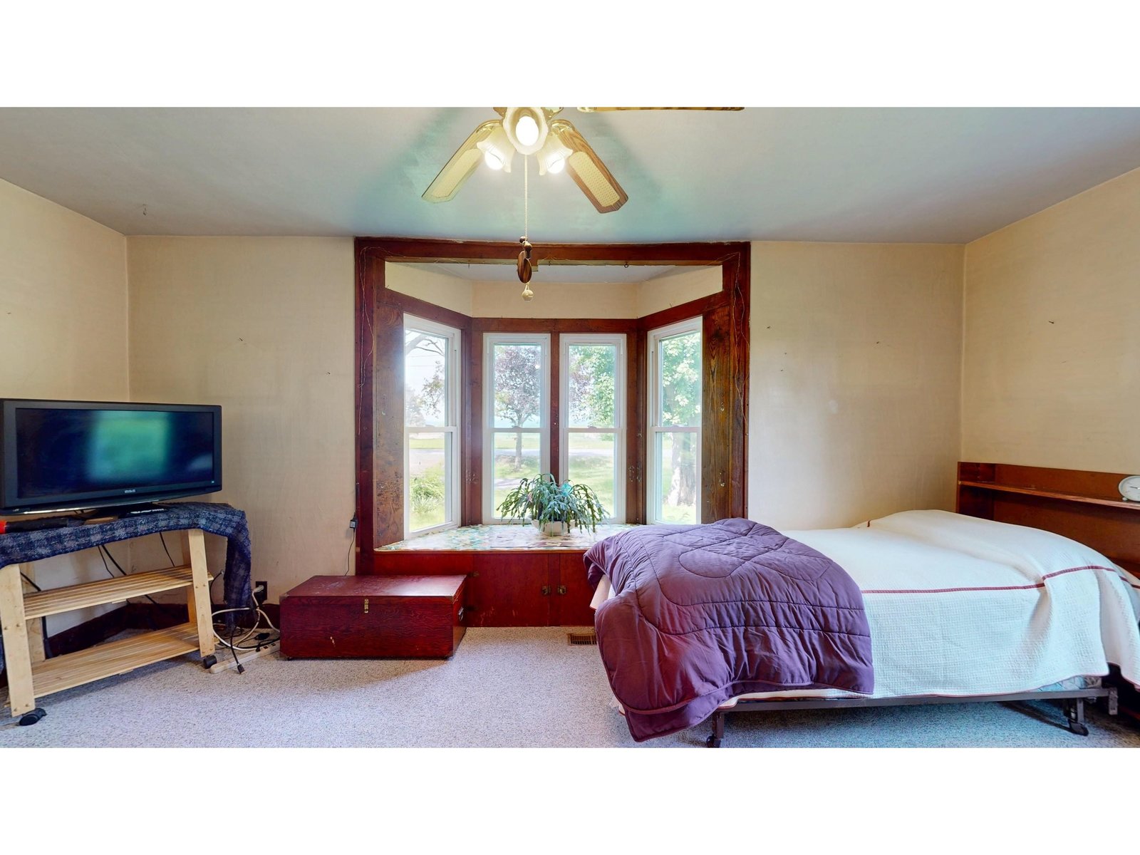 1703 Crown Point Road