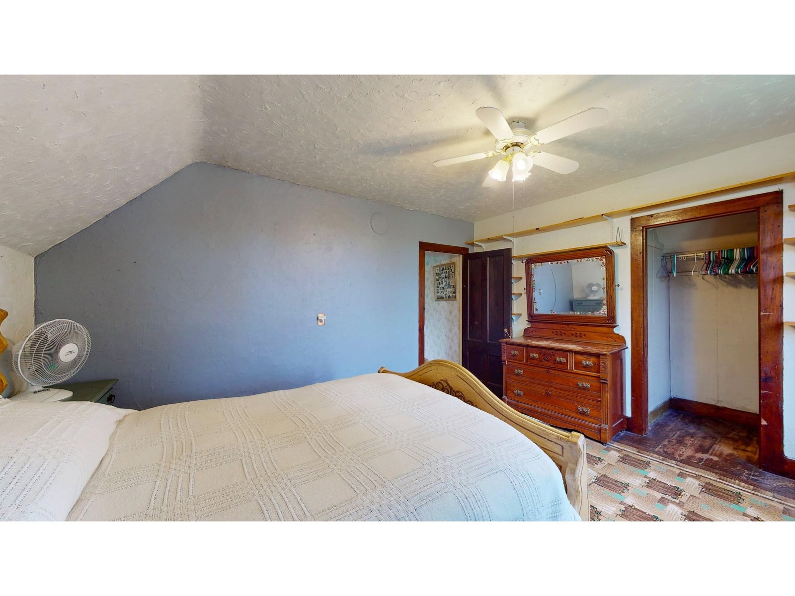 1703 Crown Point Road