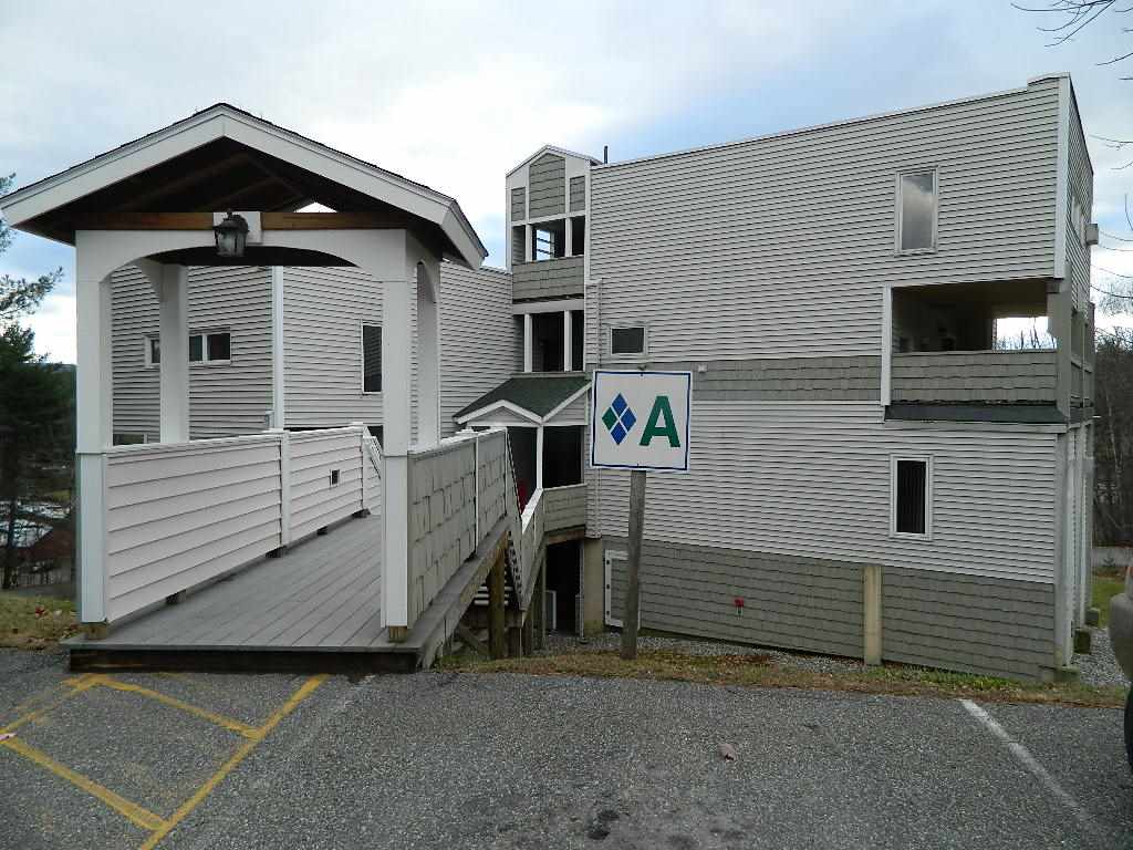 171 Cottage Club Road, Unit A-401
