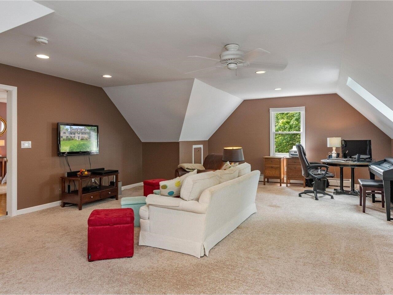 171 Yacht Haven Drive