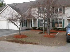 172 Deer Lane, Unit 3