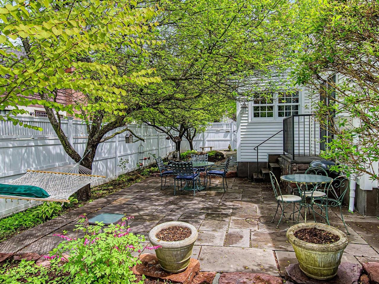 Fenced private patio