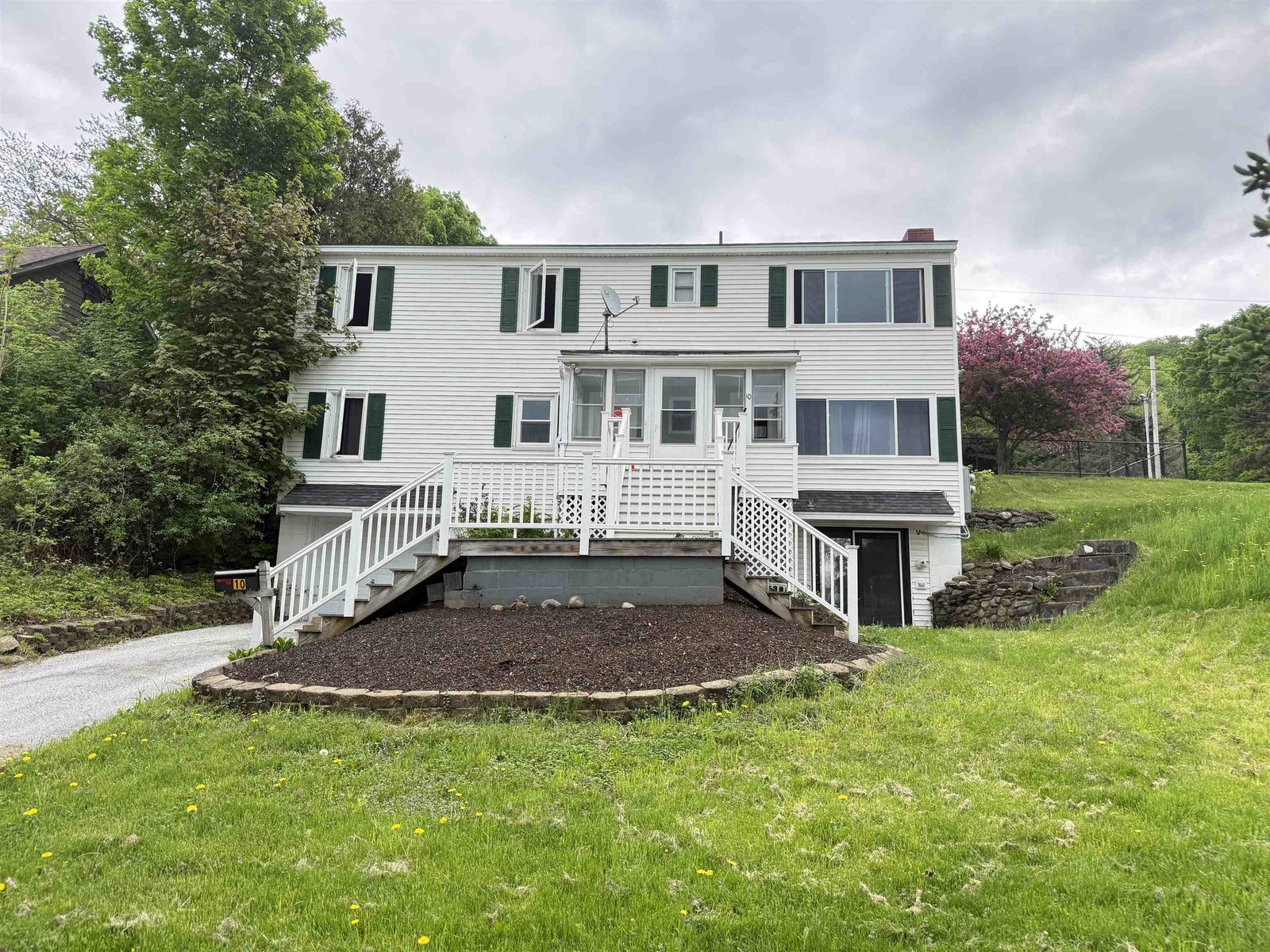 10 Donnelly Court (Lower Unit)