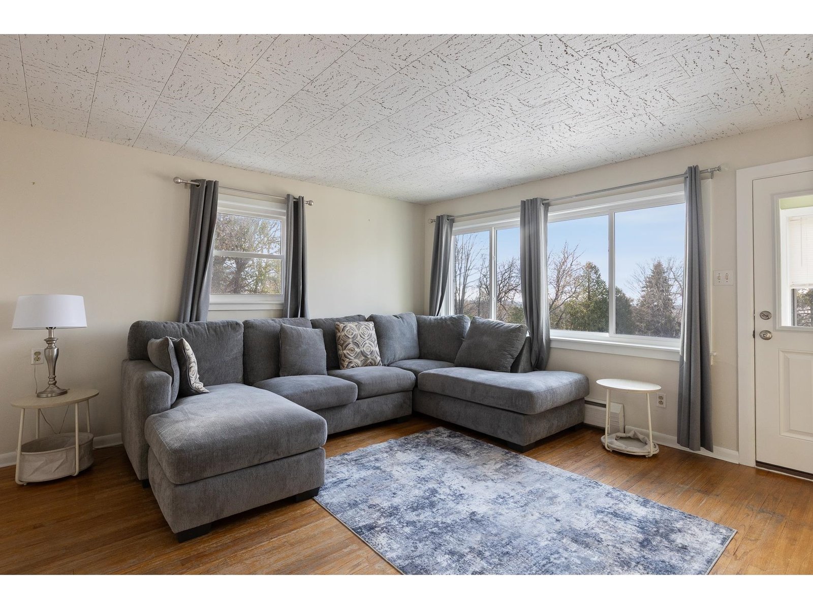 10 Donnelly Court (Lower Unit)