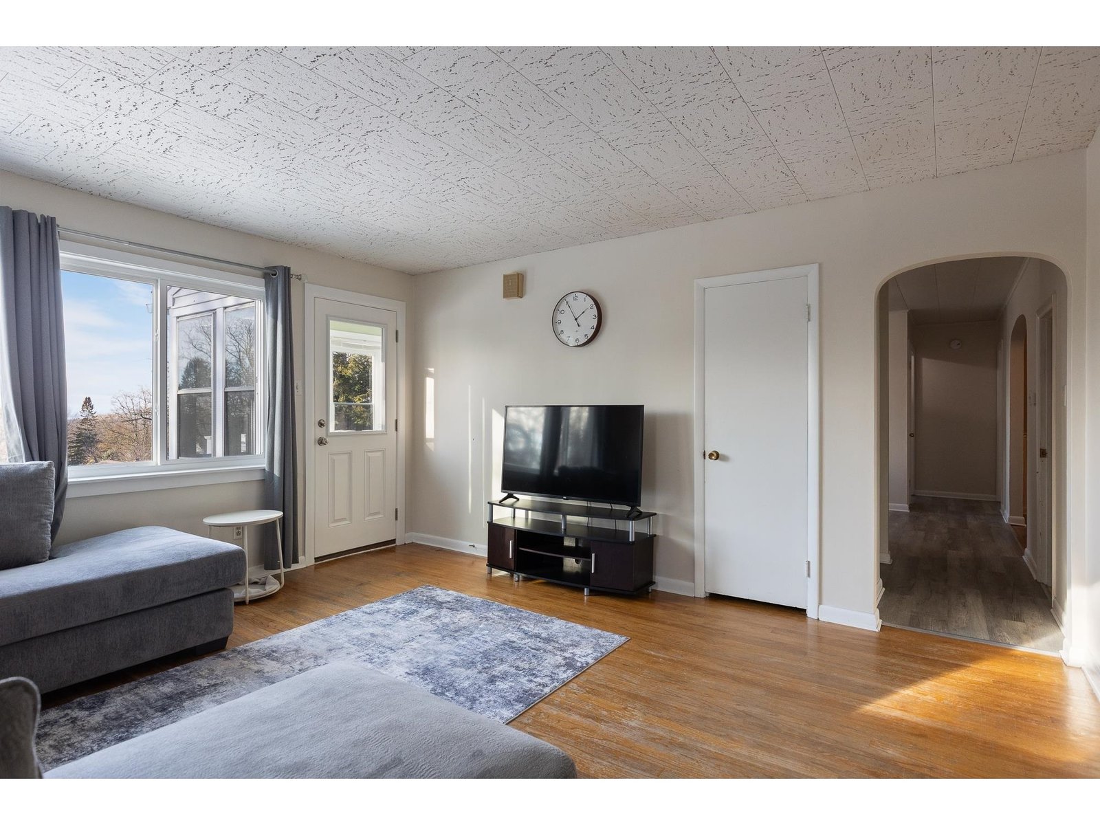 10 Donnelly Court (Lower Unit)