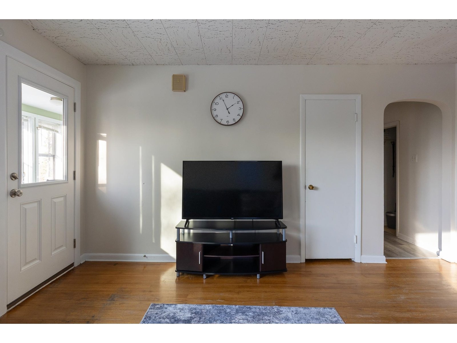 10 Donnelly Court (Lower Unit)