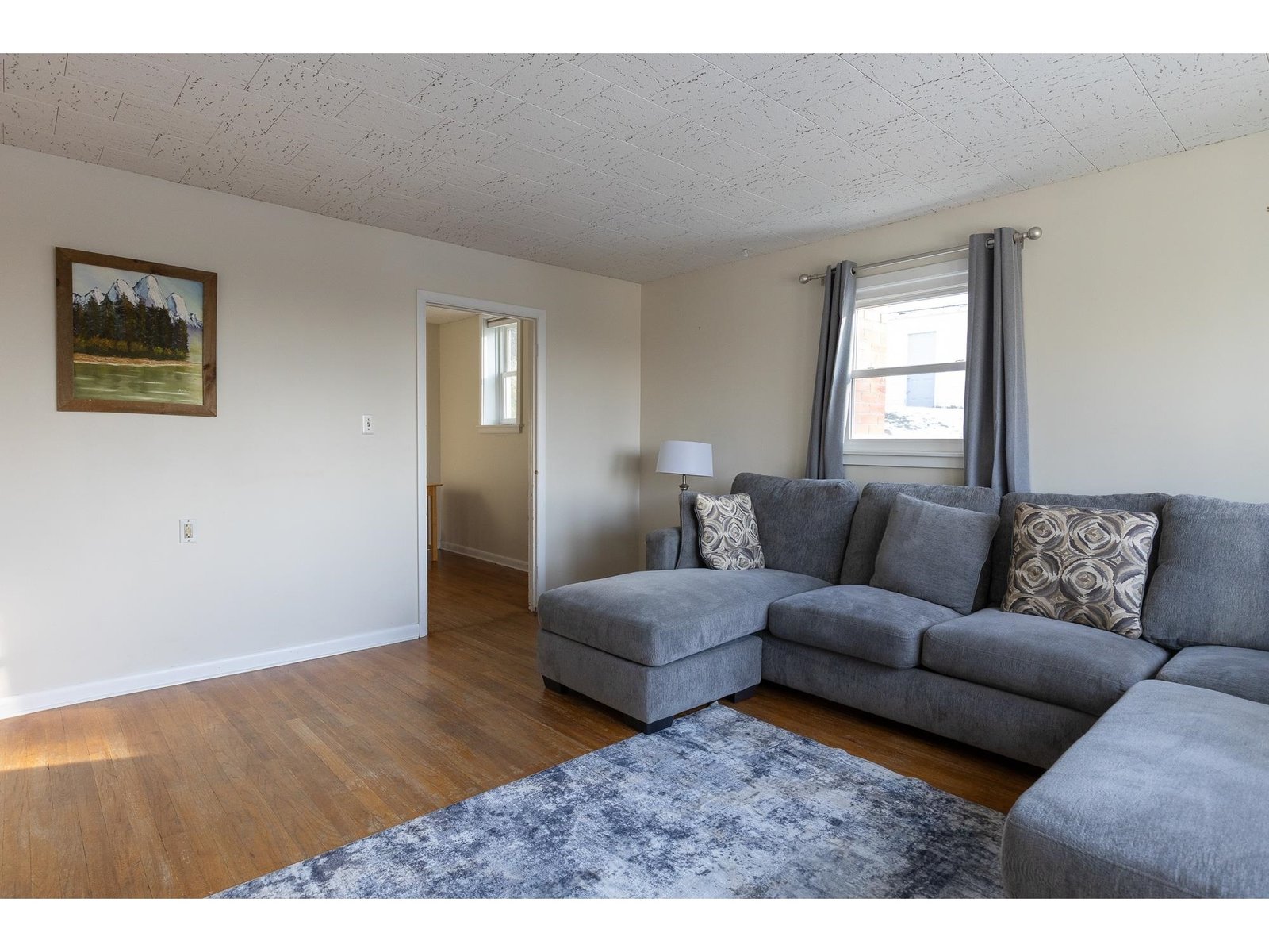 10 Donnelly Court (Lower Unit)