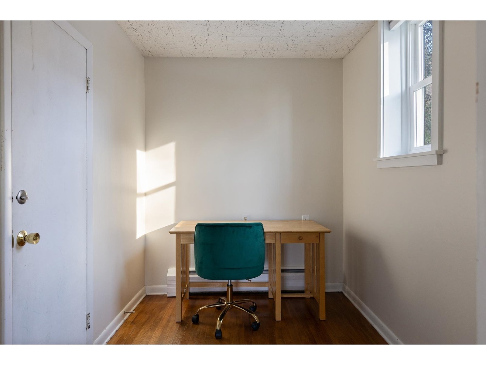 10 Donnelly Court (Lower Unit)