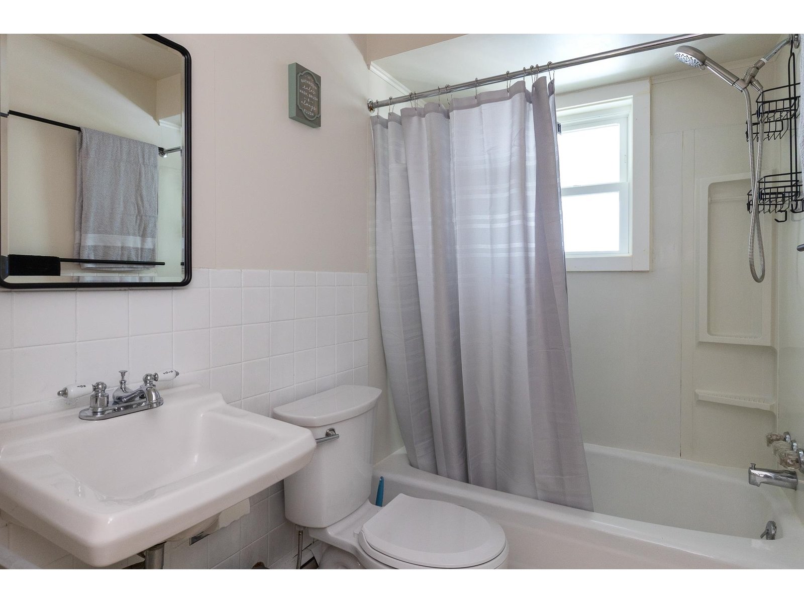 10 Donnelly Court (Lower Unit)