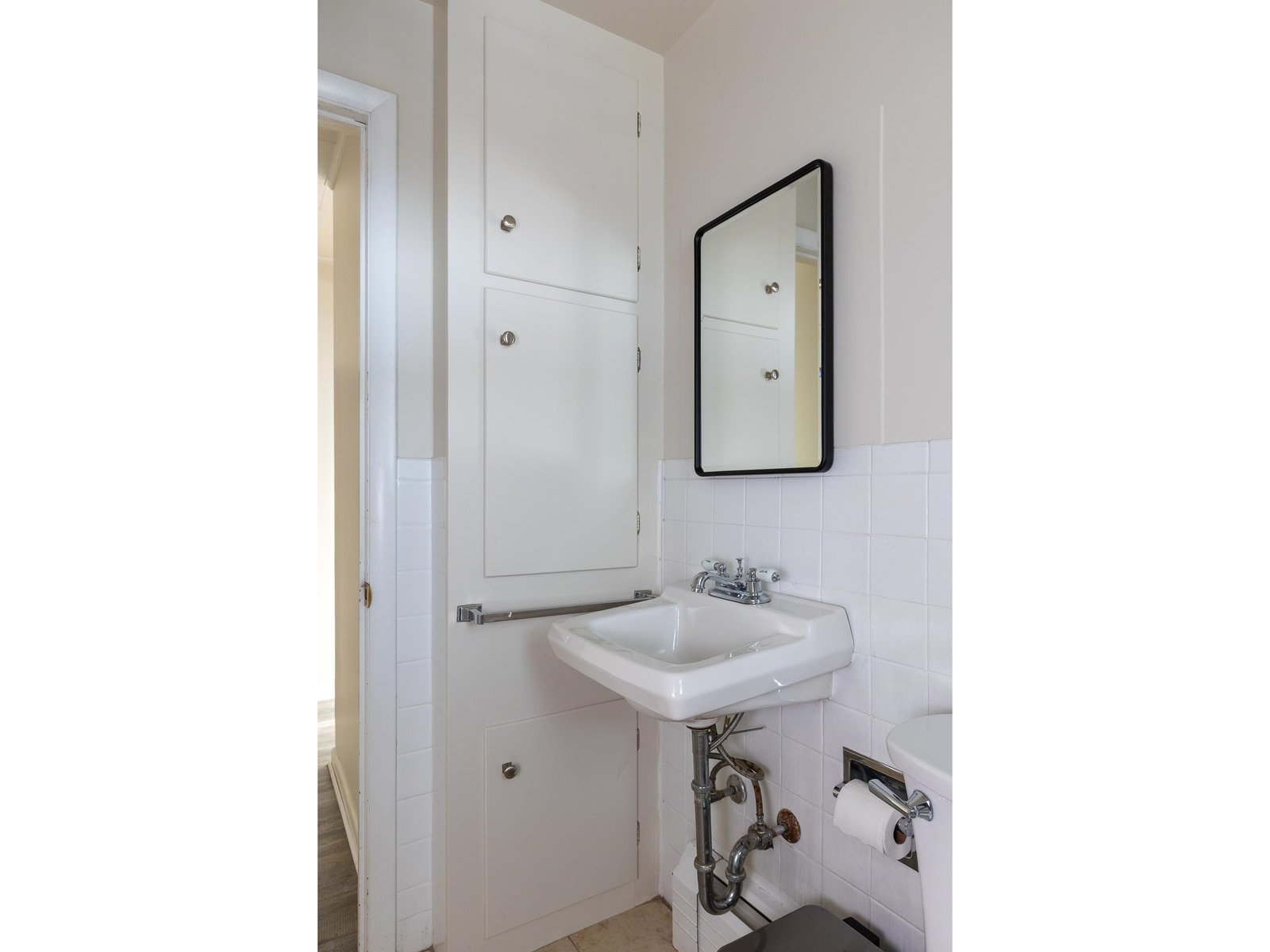 10 Donnelly Court (Lower Unit)
