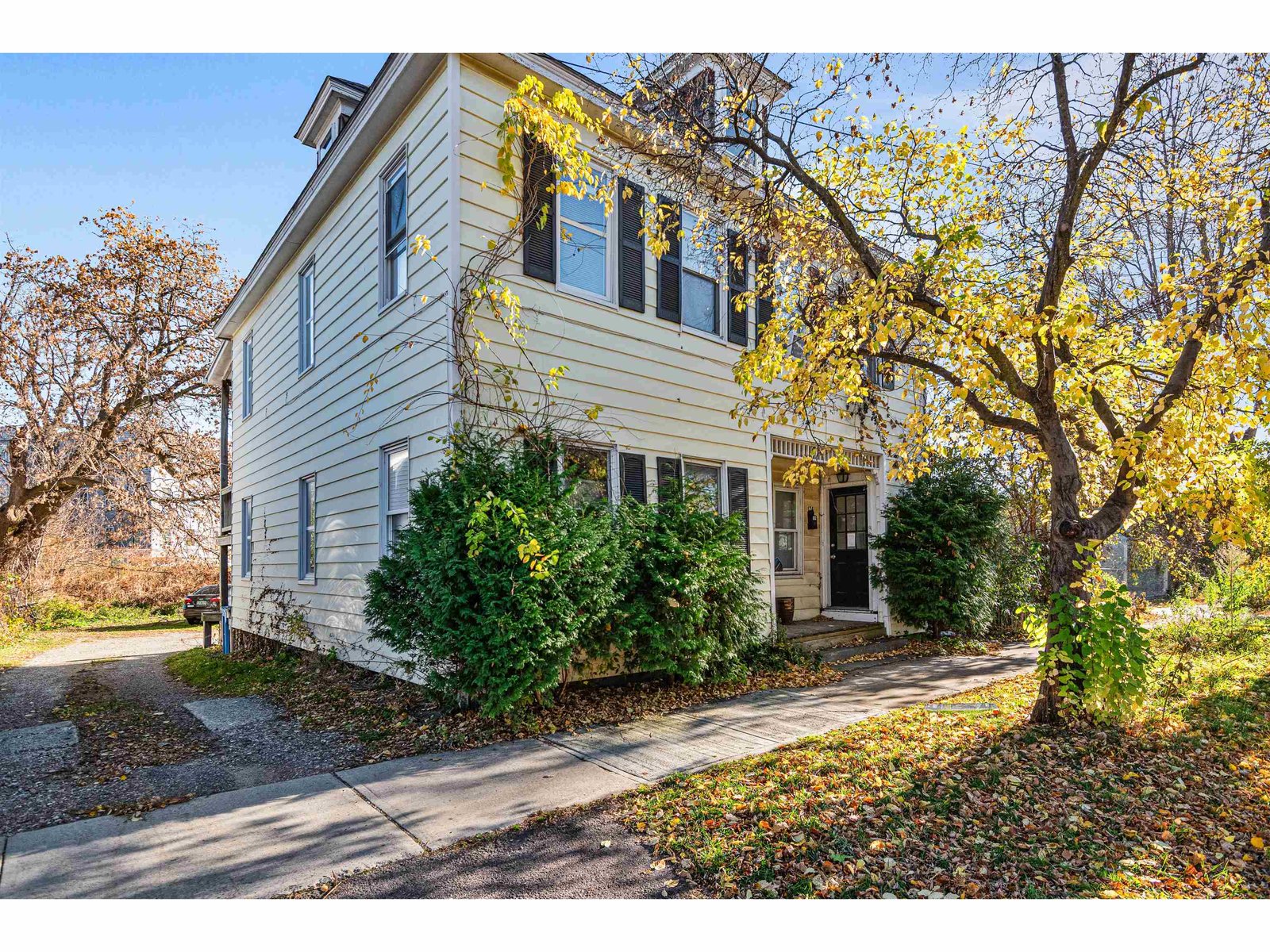 174-176 Intervale Avenue