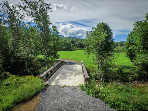 1747 Stowe Hollow