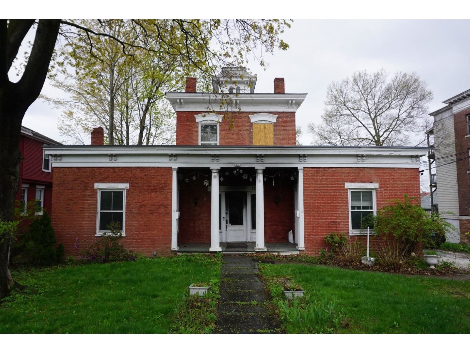175-177 South Union Street, Burlington 175-177 South Union Street, Burlington