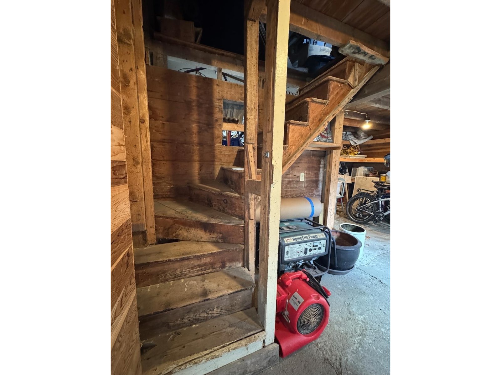 2 Story Attached Barn/Garage