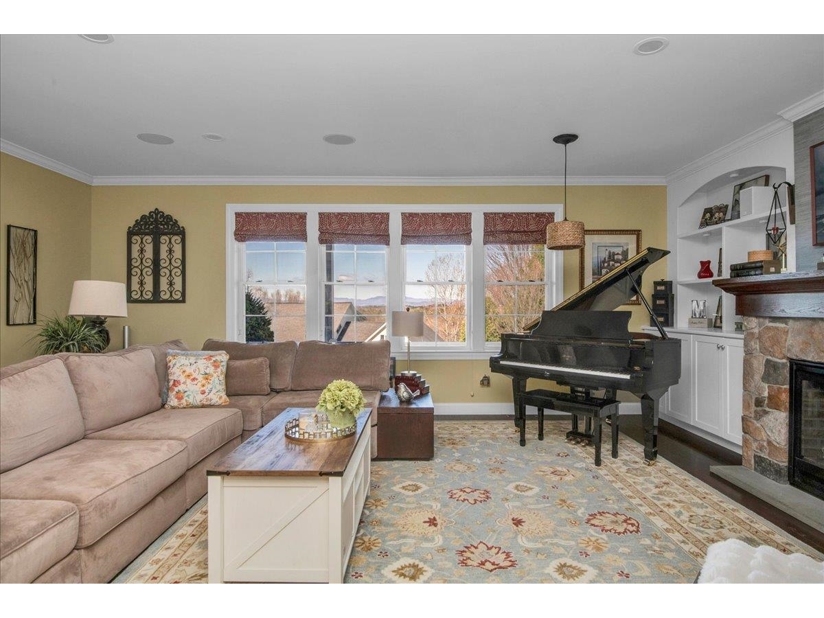 176 Boulder Hill Drive