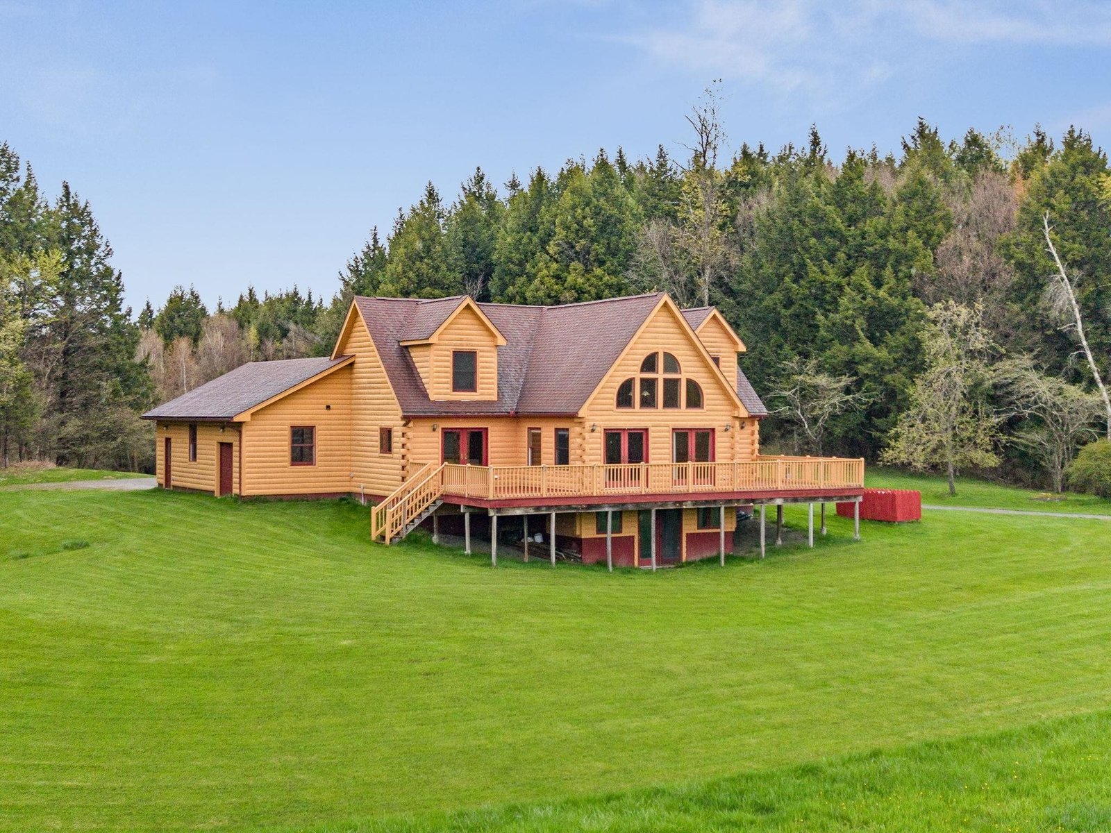 176 Woodward Road, Fairfax